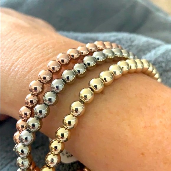 LOFT Jewelry - Bracelet set “gold fill” bead look elastic.